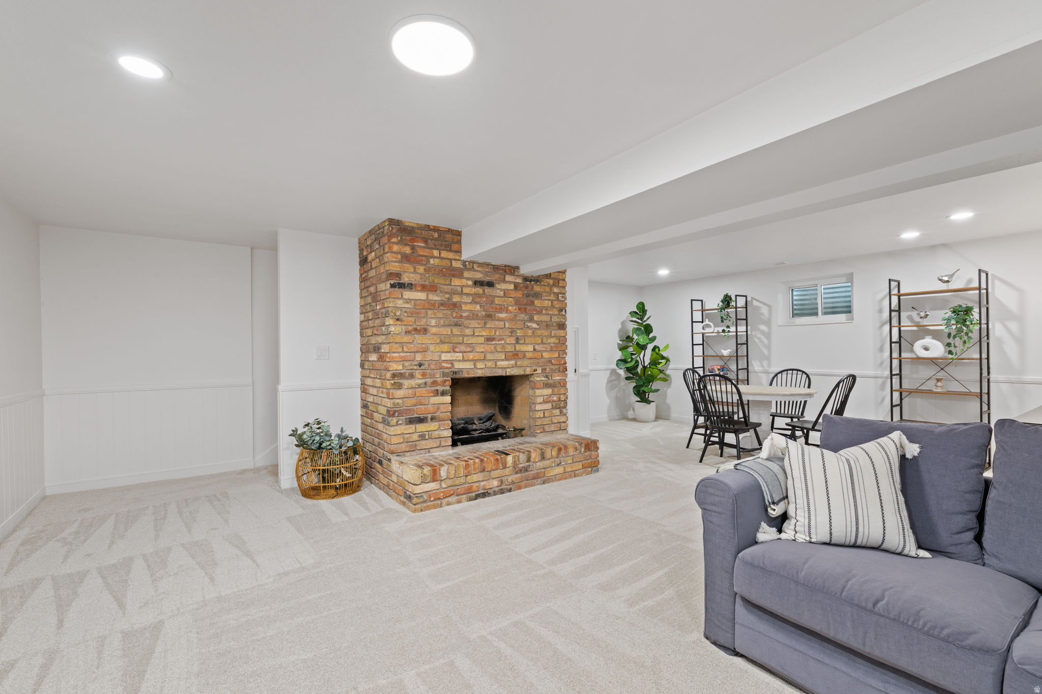 ELMONT PLAZA EAST - Residential