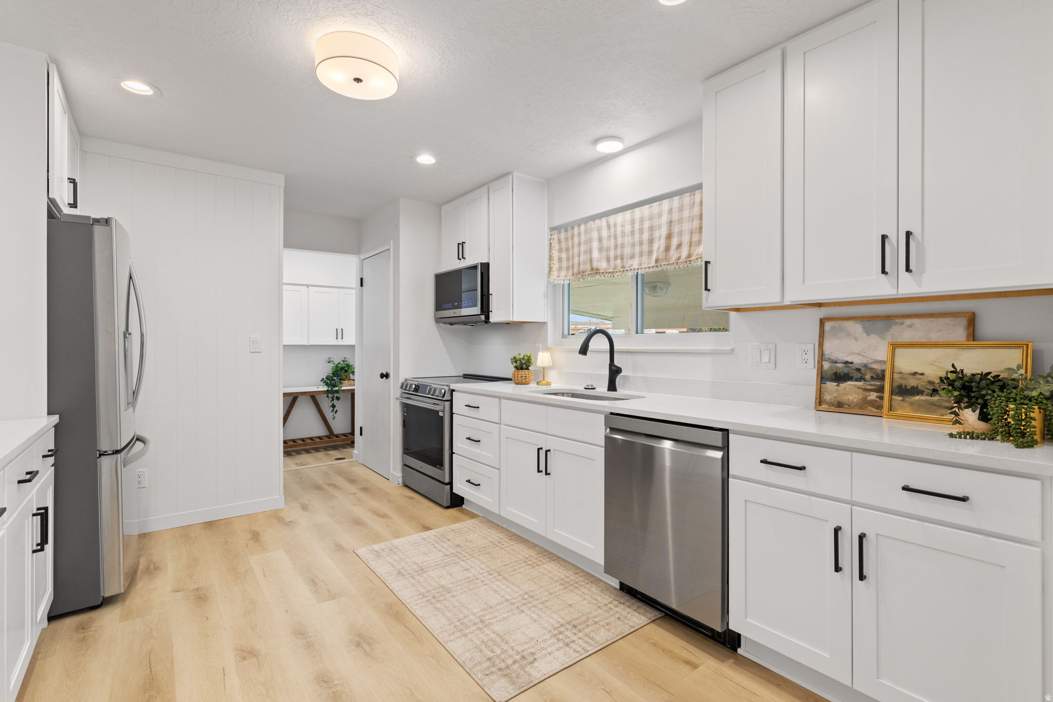 ELMONT PLAZA EAST - Residential