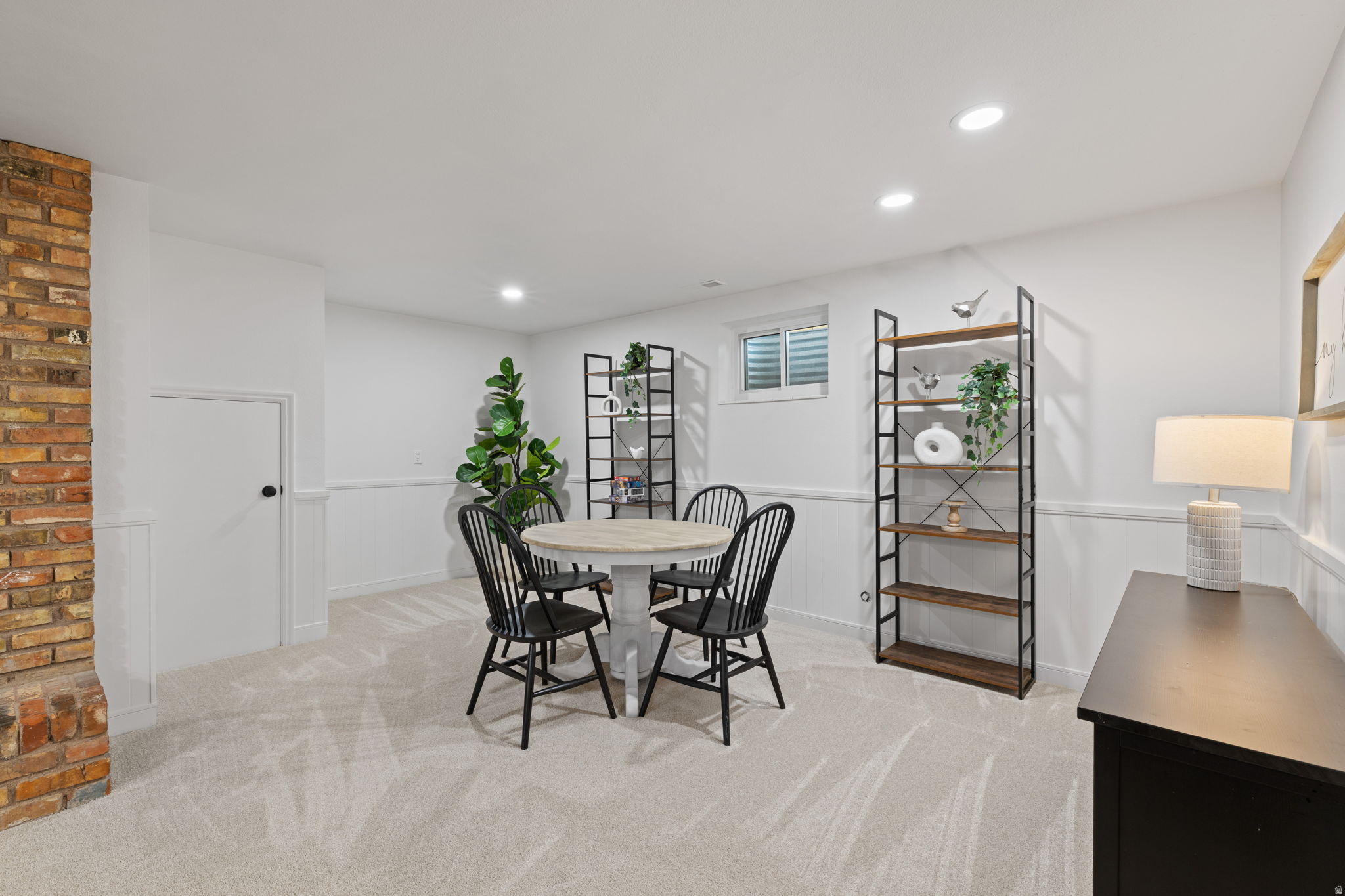 ELMONT PLAZA EAST - Residential