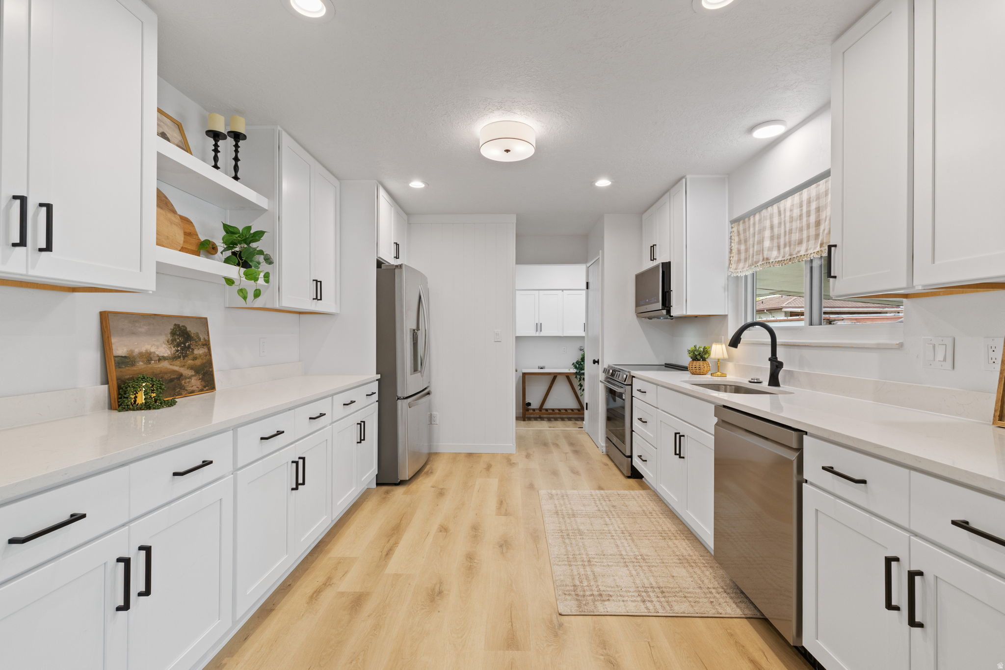 ELMONT PLAZA EAST - Residential