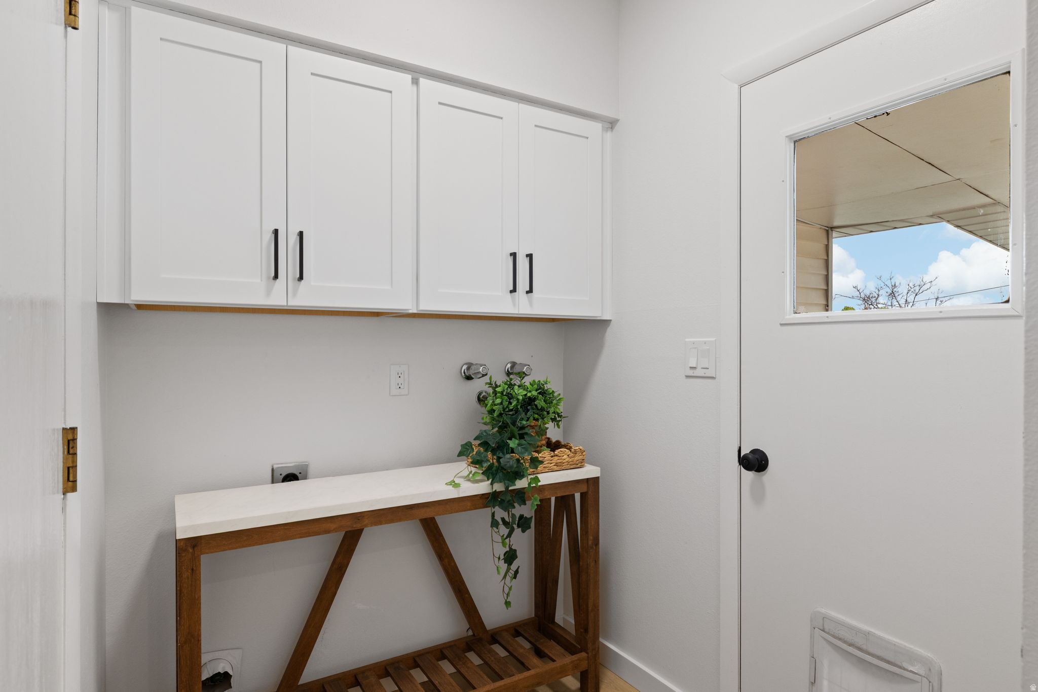 ELMONT PLAZA EAST - Residential