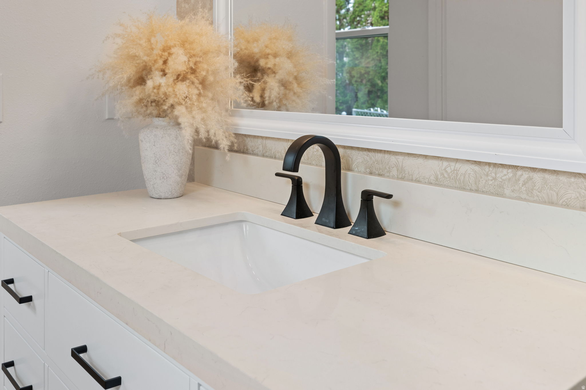 ELMONT PLAZA EAST - Residential