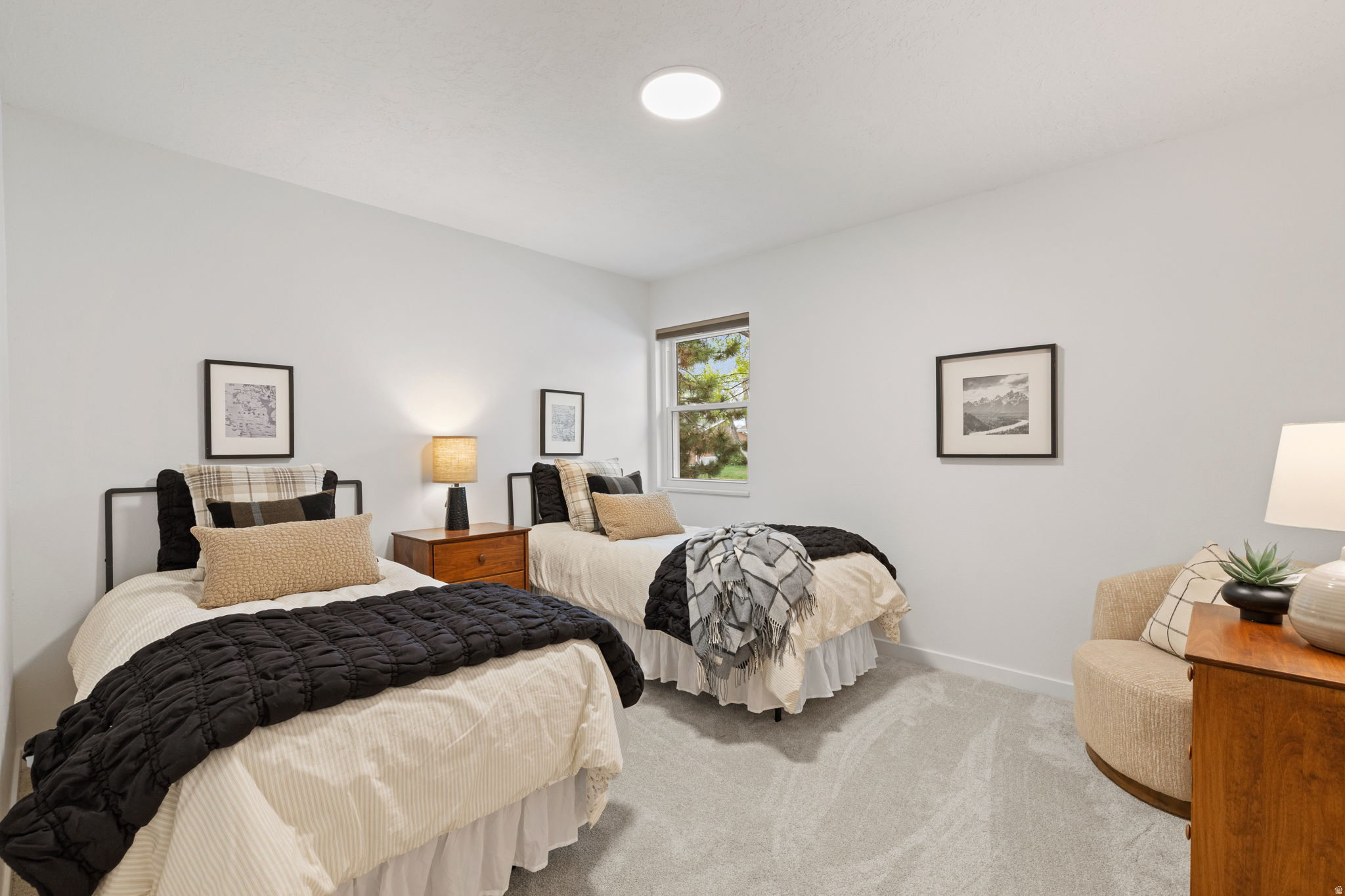 ELMONT PLAZA EAST - Residential