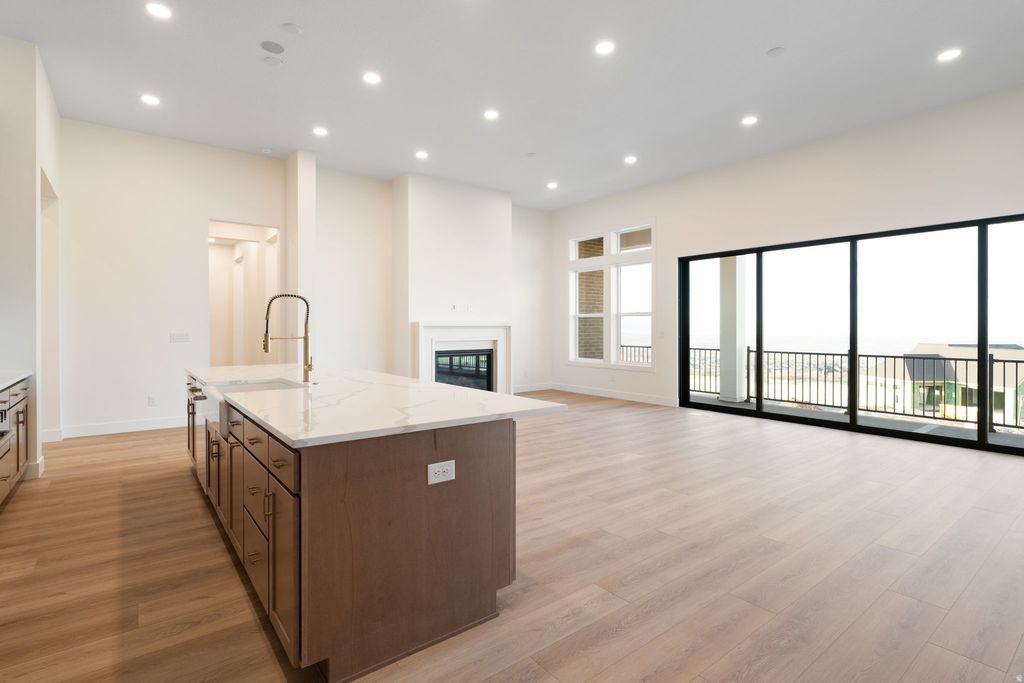 Photo of 627 E BIRCH LN #68, Elk Ridge, UT 84651 (MLS # 2136902)