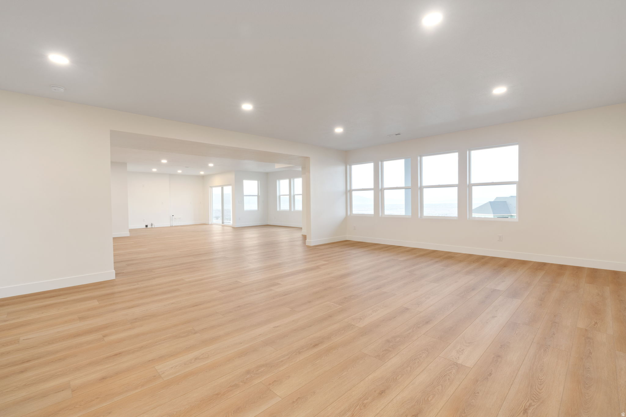 TOLL BROTHERS AT ELK RIDGE - Residential