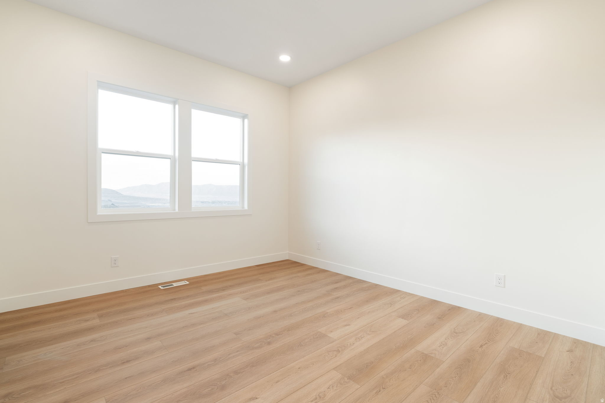 TOLL BROTHERS AT ELK RIDGE - Residential