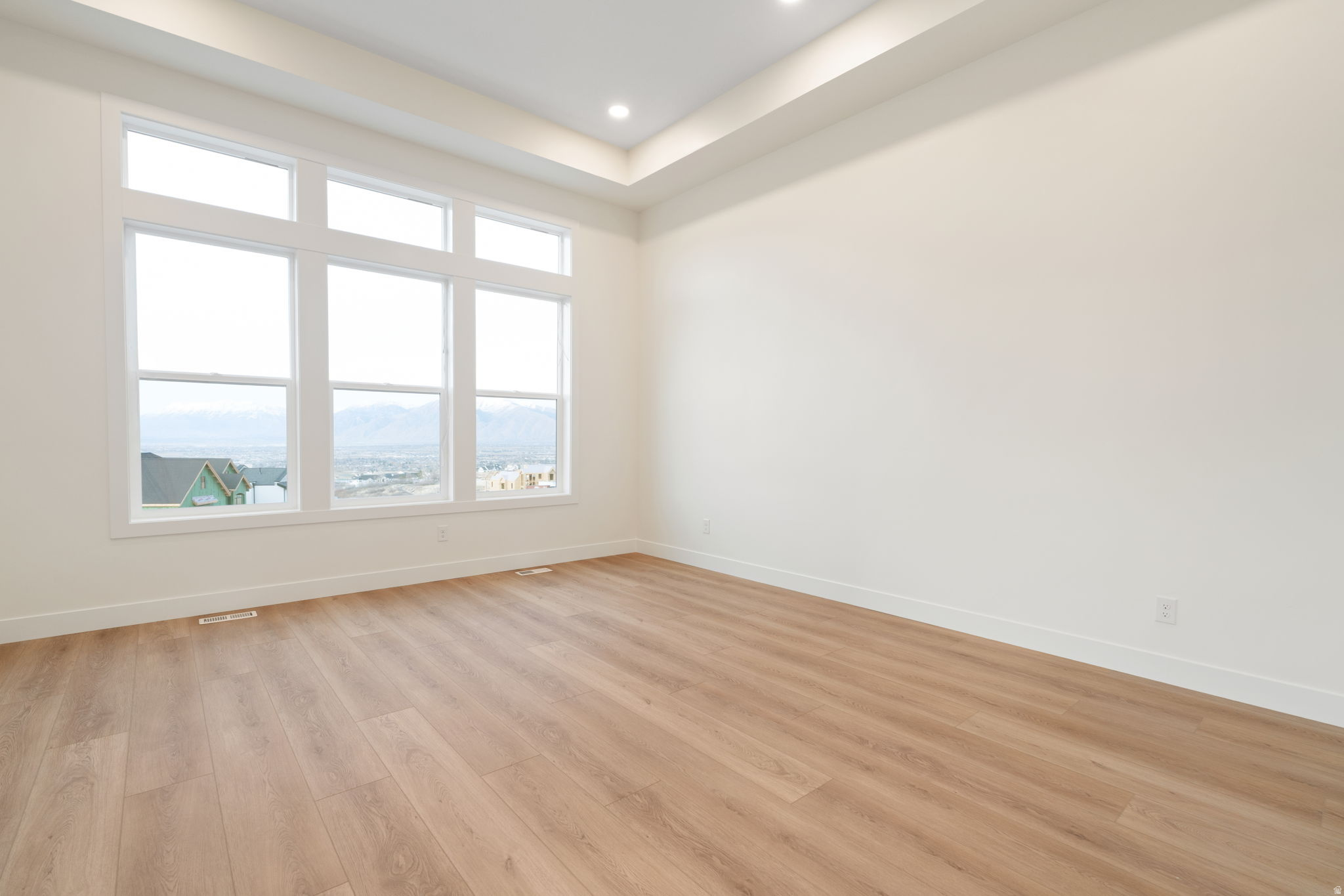 TOLL BROTHERS AT ELK RIDGE - Residential