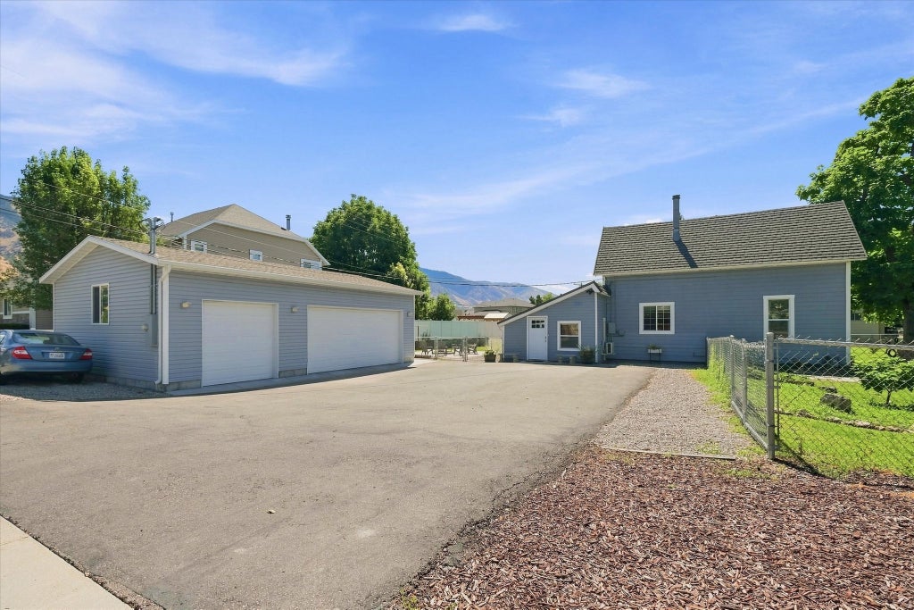 Photo of 612 S 600 E, River Heights, UT 84321 (MLS # 2185886)