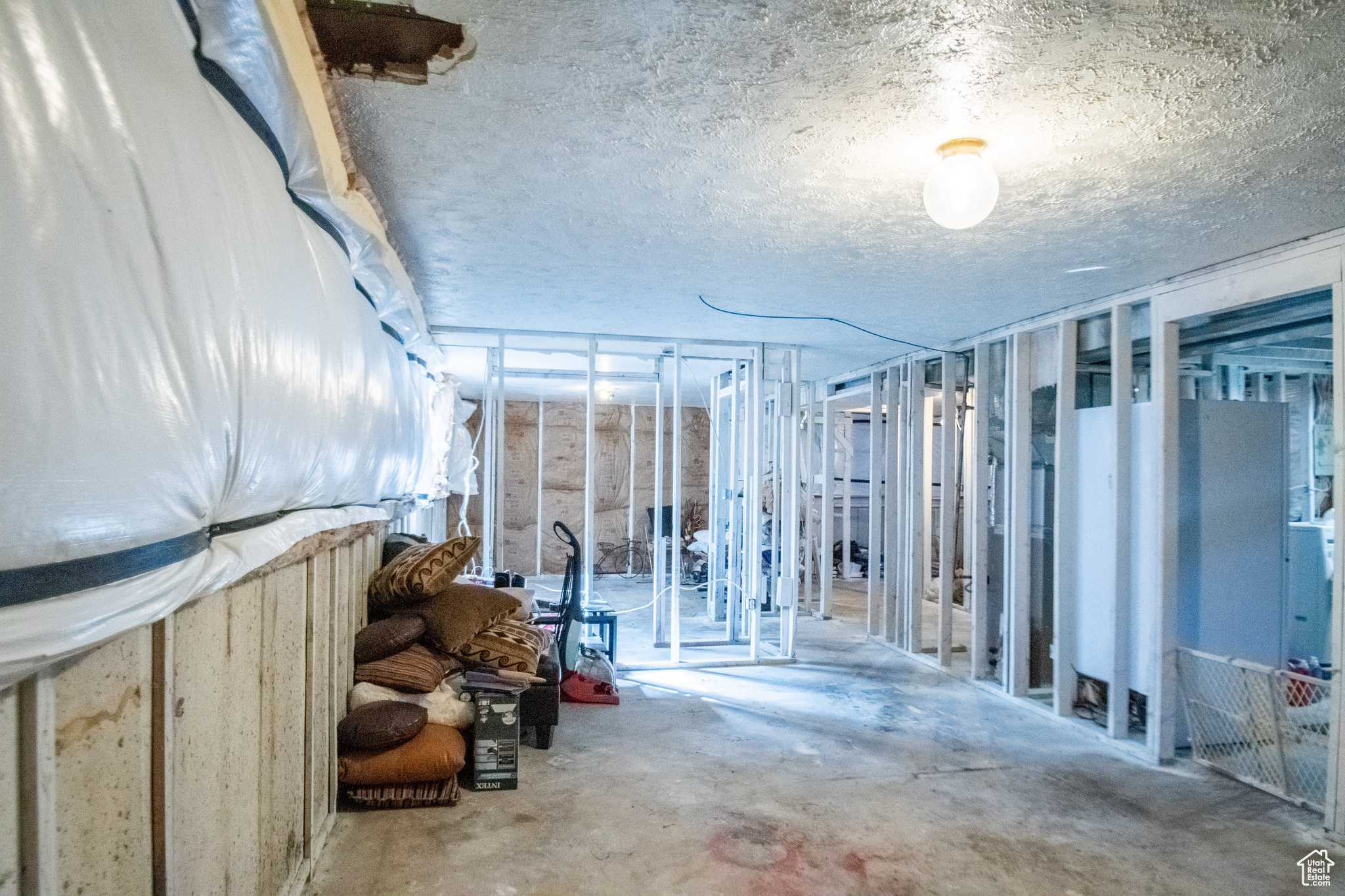 LOCUST HEIGHTS - Residential