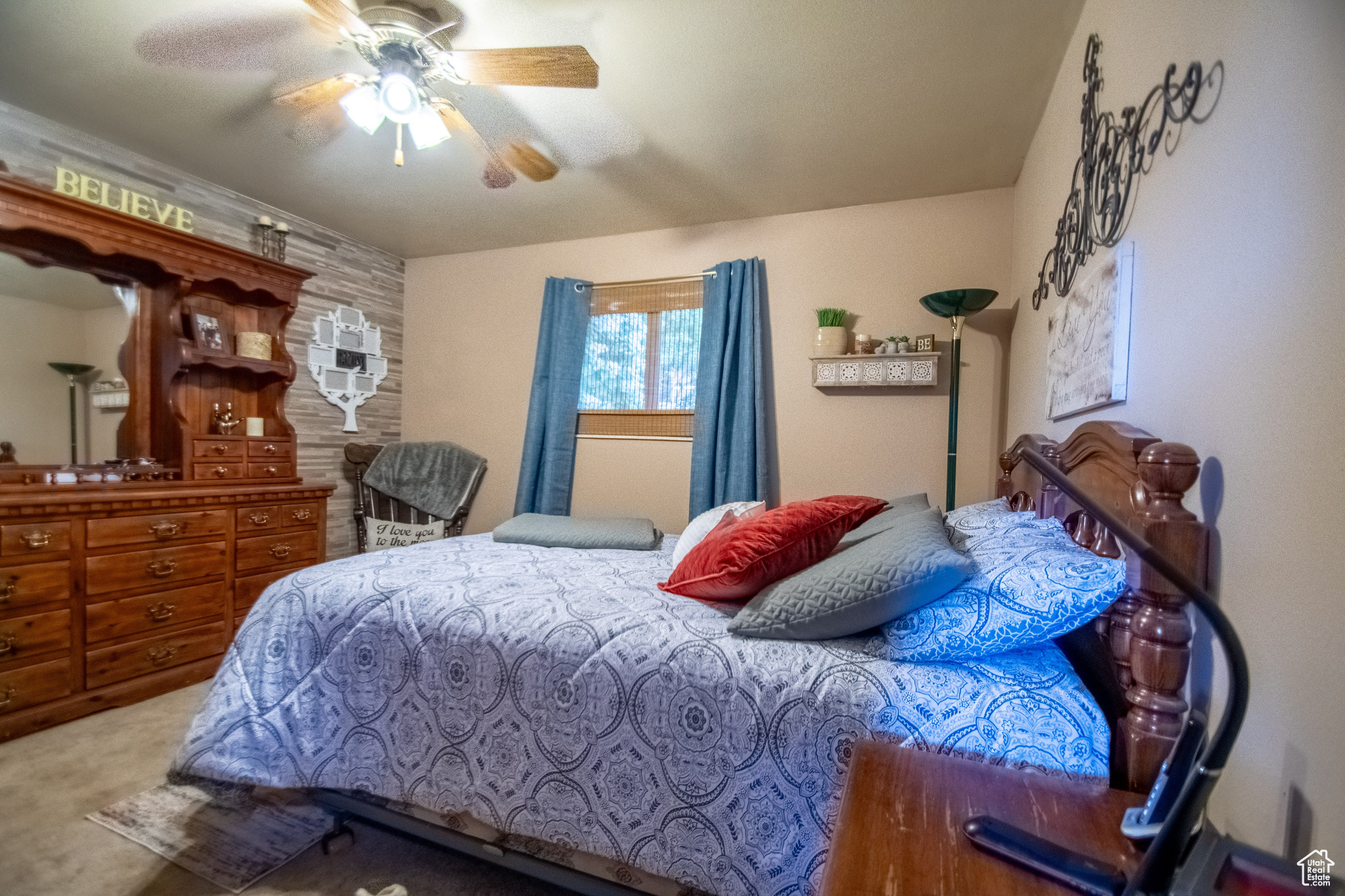 LOCUST HEIGHTS - Residential