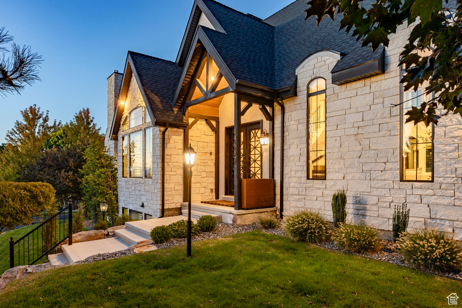 DRAPER HEIGHTS - Residential