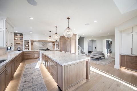 Tiny photo for 14687 S NESTLED CV E, Draper, UT 84020 (MLS # 2117692)