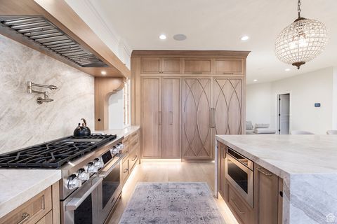 Tiny photo for 14687 S NESTLED CV E, Draper, UT 84020 (MLS # 2117692)