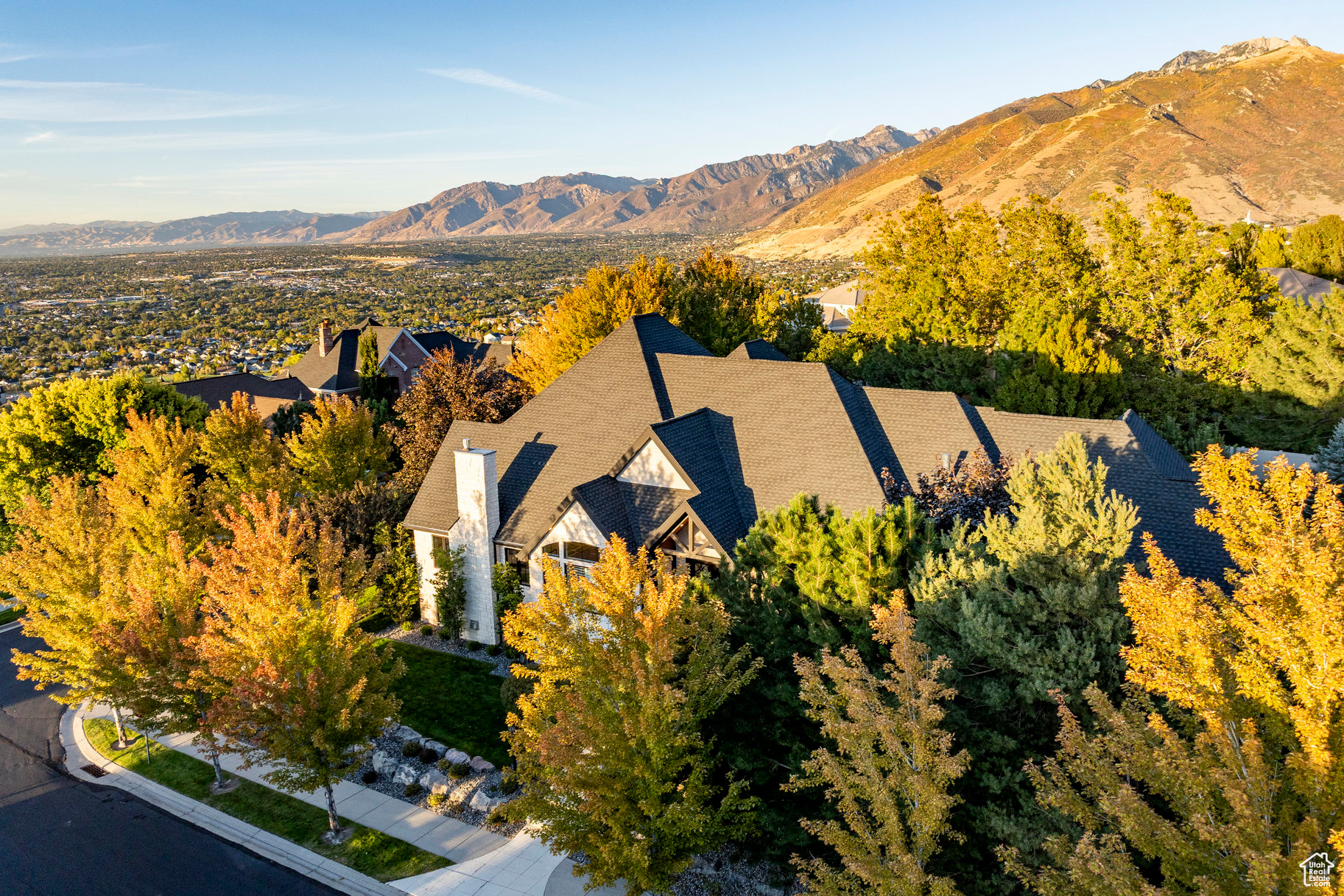 DRAPER HEIGHTS - Residential