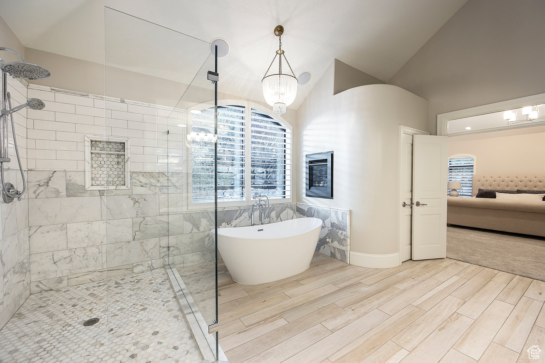 DRAPER HEIGHTS - Residential