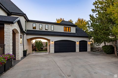 Tiny photo for 14687 S NESTLED CV E, Draper, UT 84020 (MLS # 2117692)