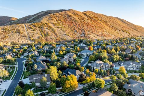 Tiny photo for 14687 S NESTLED CV E, Draper, UT 84020 (MLS # 2117692)