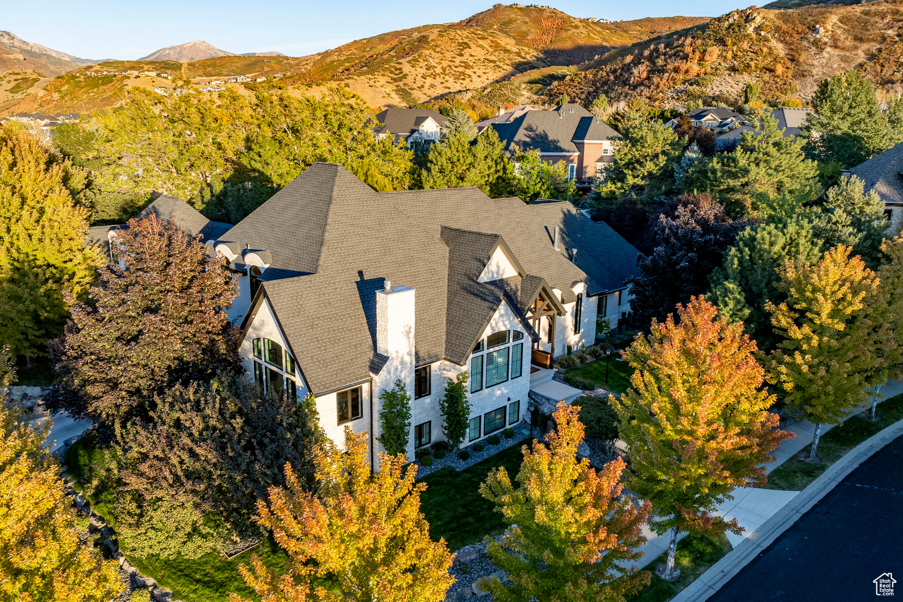 DRAPER HEIGHTS - Residential