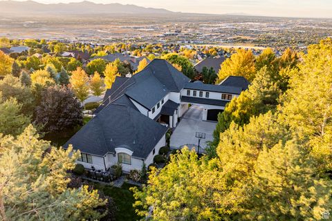 Tiny photo for 14687 S NESTLED CV E, Draper, UT 84020 (MLS # 2117692)
