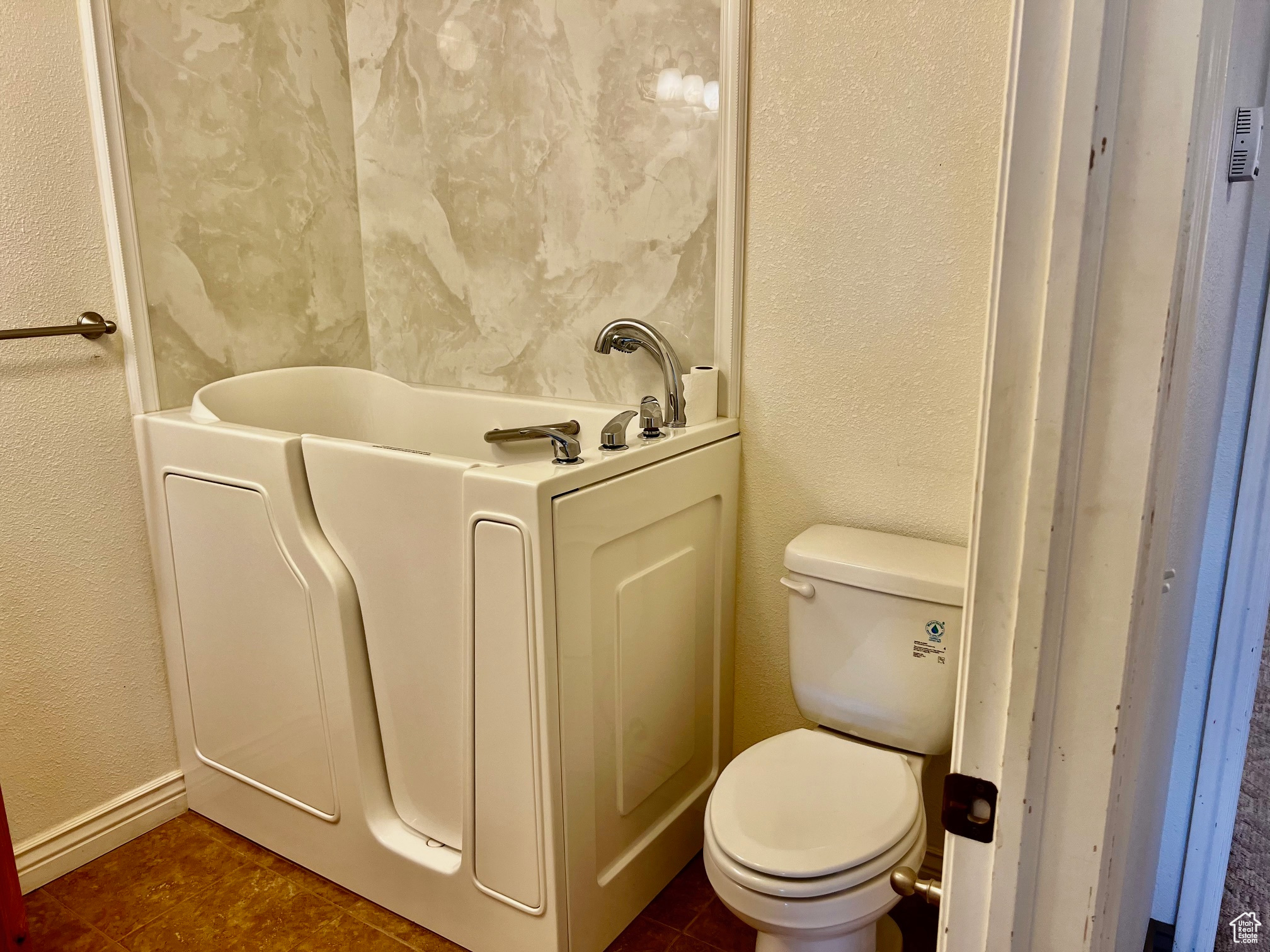 CANYON COVE - Residential