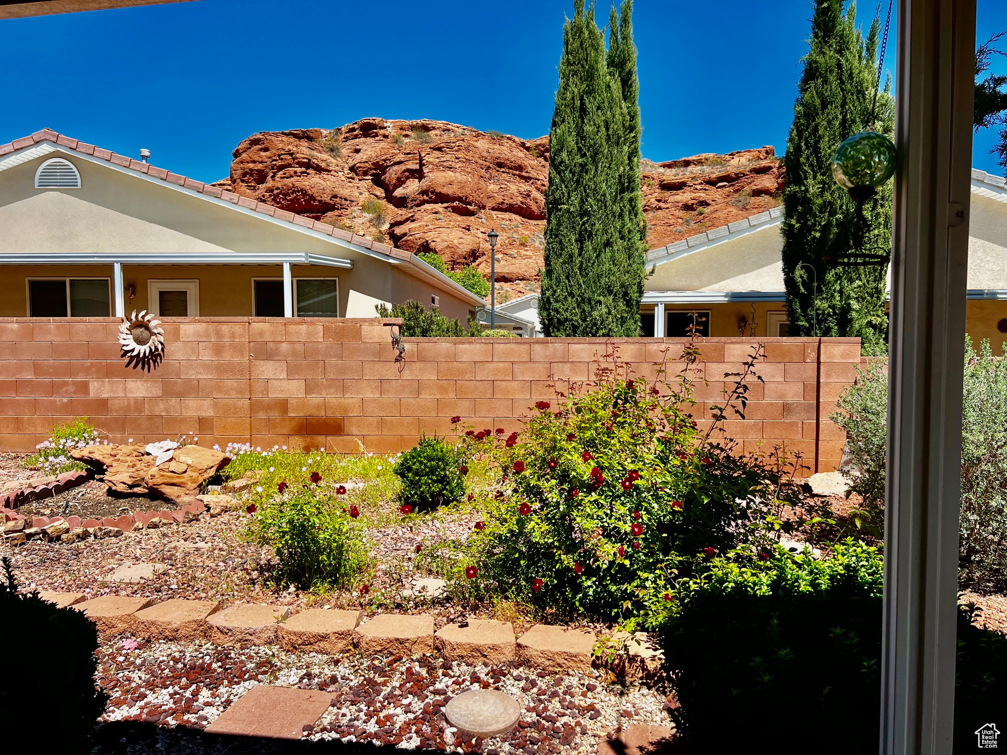 CANYON COVE - Residential