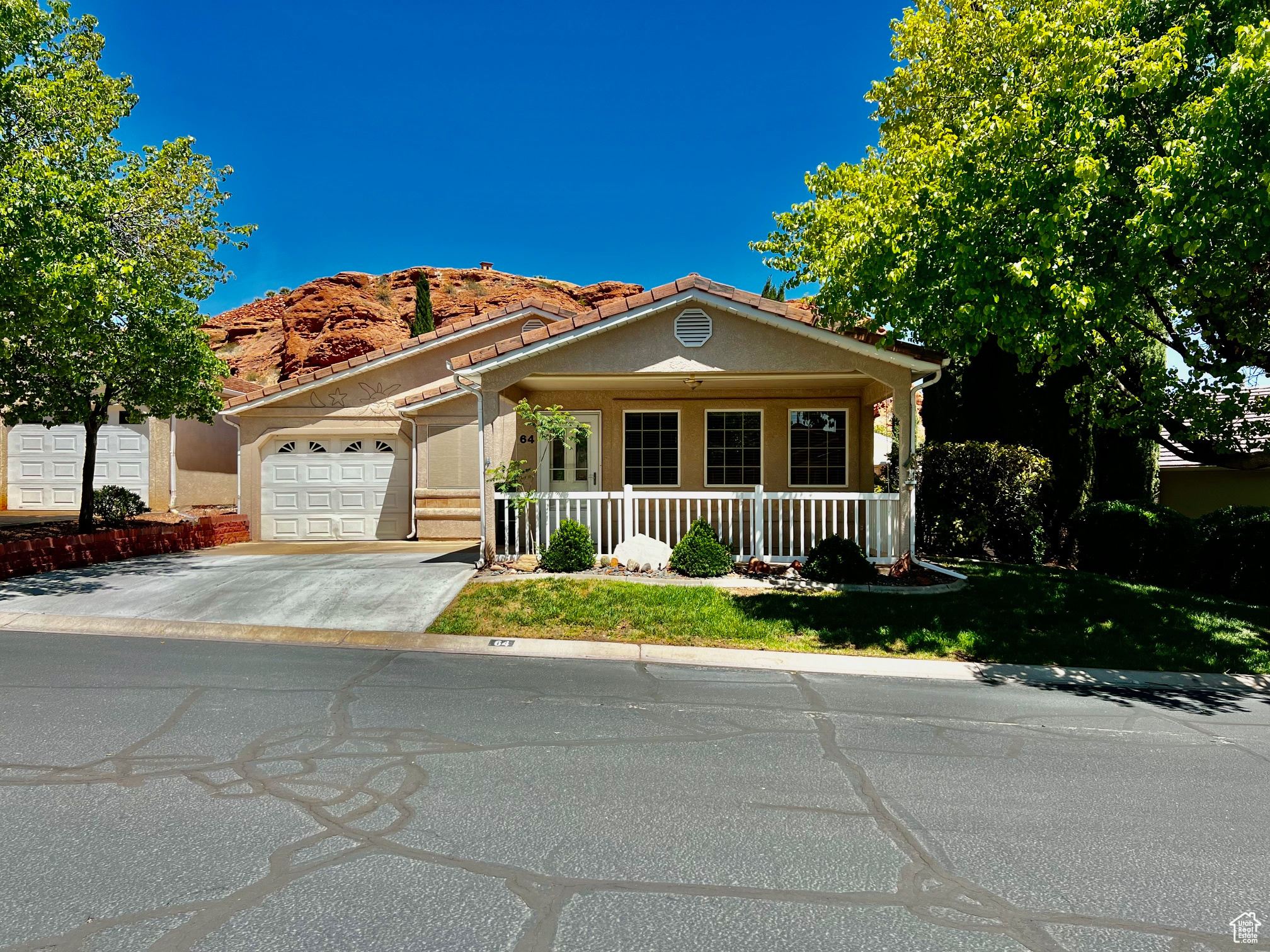 CANYON COVE - Residential