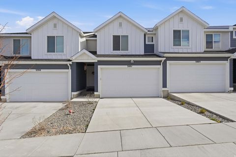 Photo of 3801 S BALD KNOLL DR #1460, Magna, UT 84044 (MLS # 2146640)