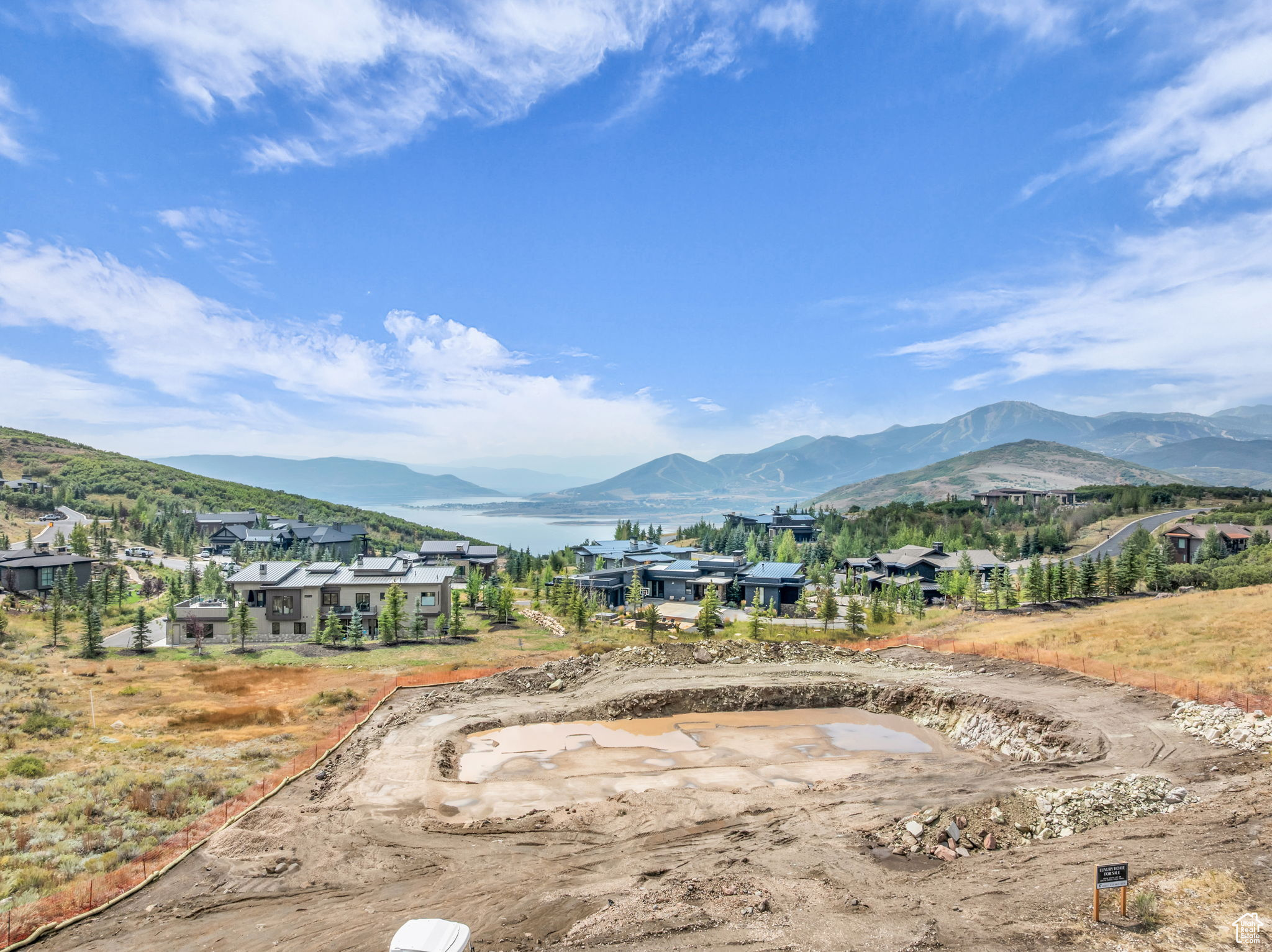 DEER VISTA - Residential