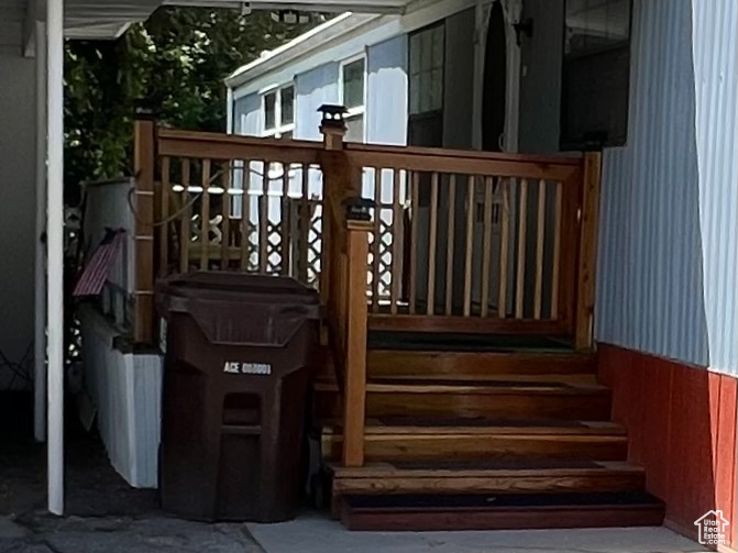 COUNTRY CLUB ESTATES - Residential