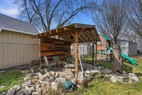 Tiny photo for 1308 S 150 E, Kaysville, UT 84037 (MLS # 2142837)