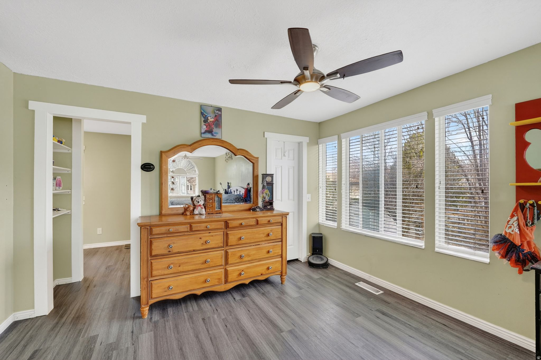 SHADOWBROOK - Residential