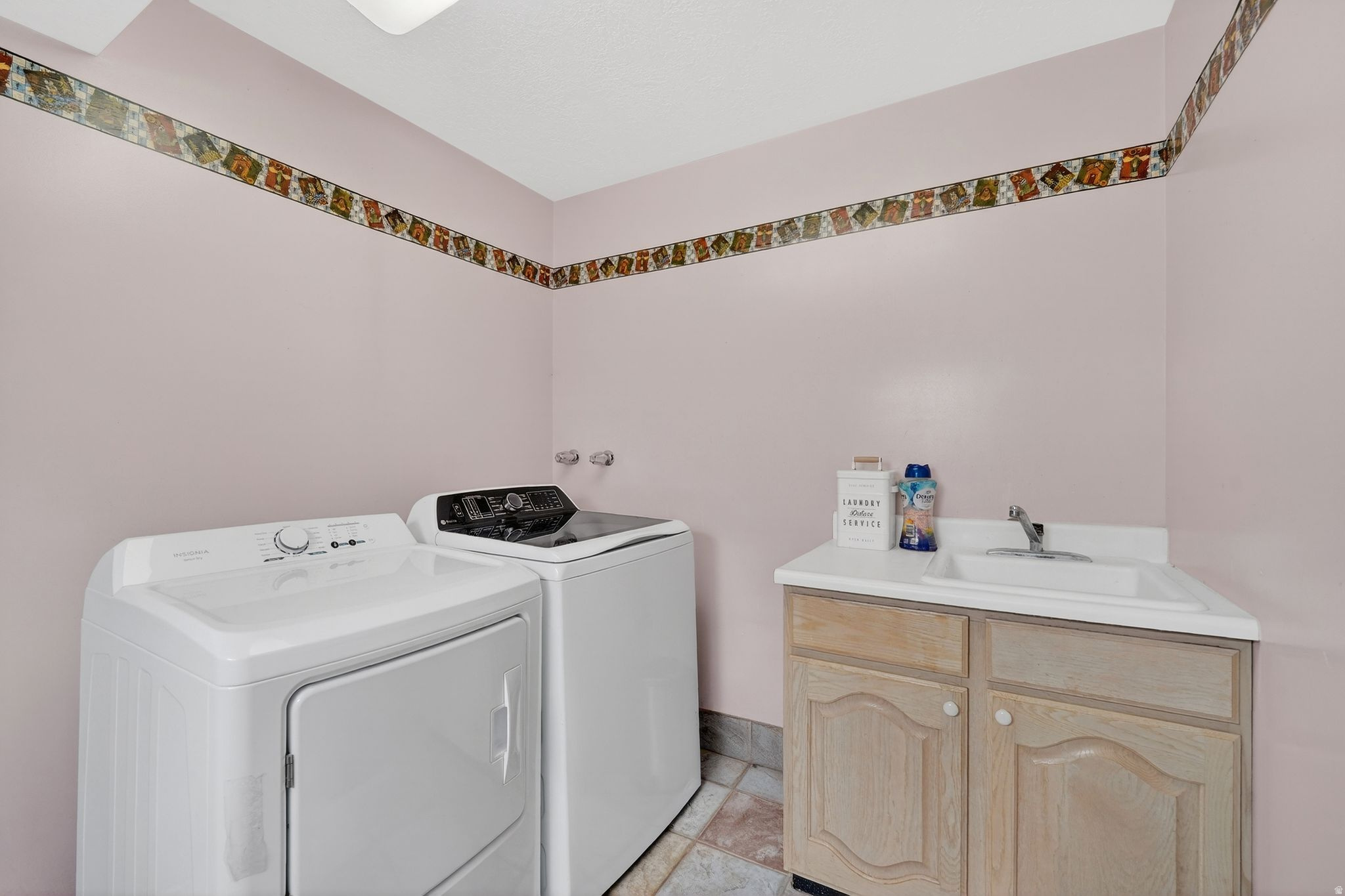 SHADOWBROOK - Residential