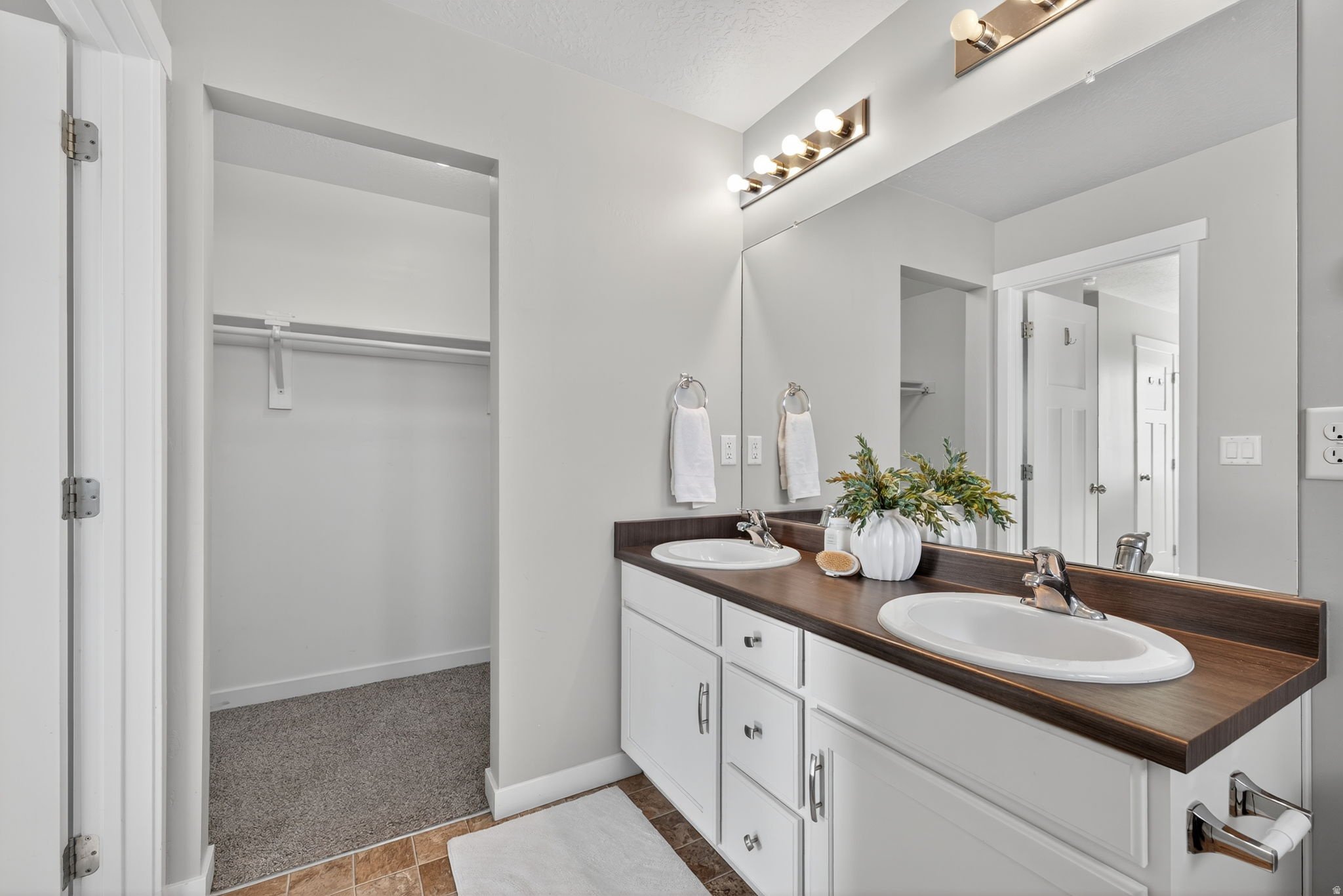 SILVER CREST - Residential