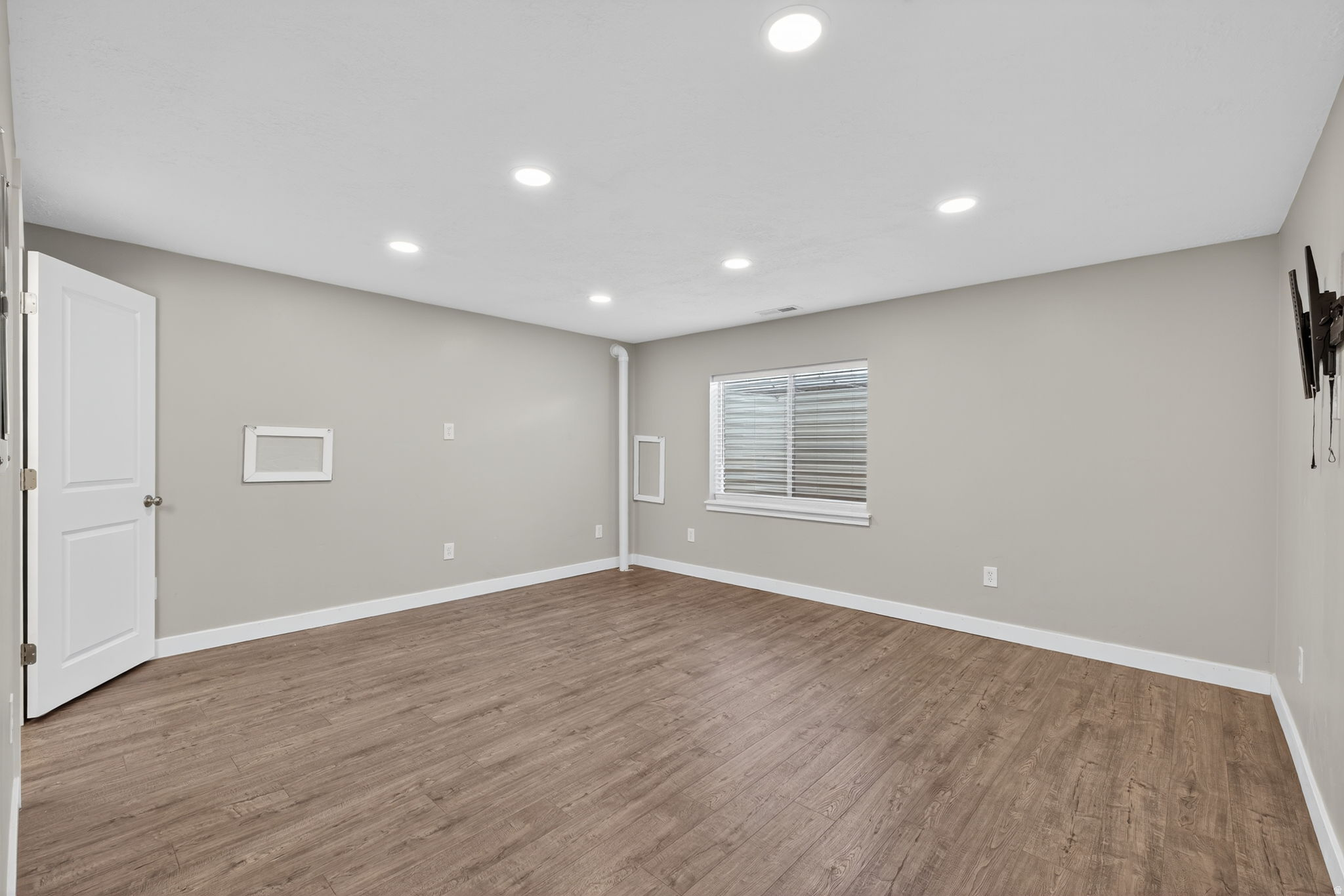 SILVER CREST - Residential