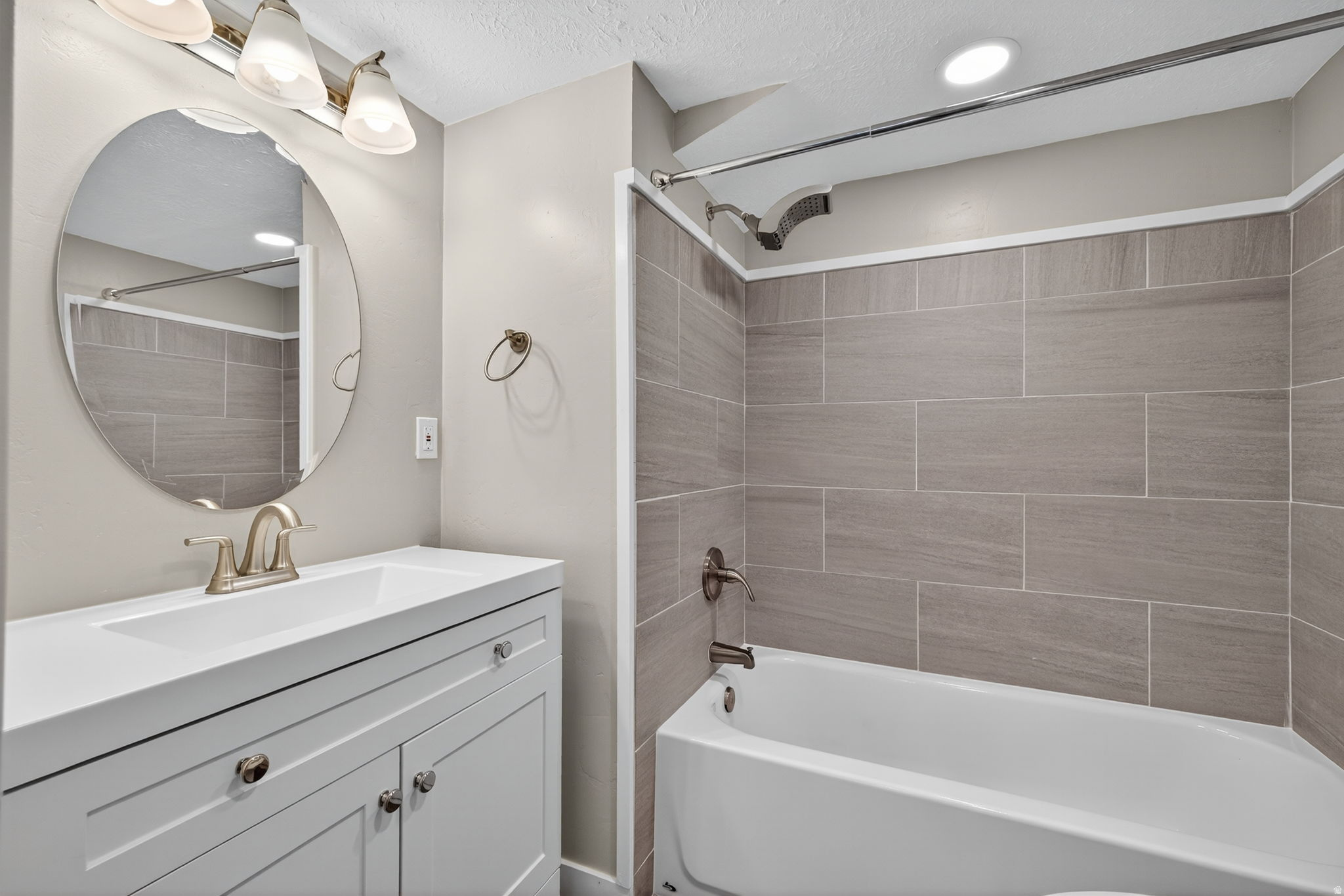 SILVER CREST - Residential