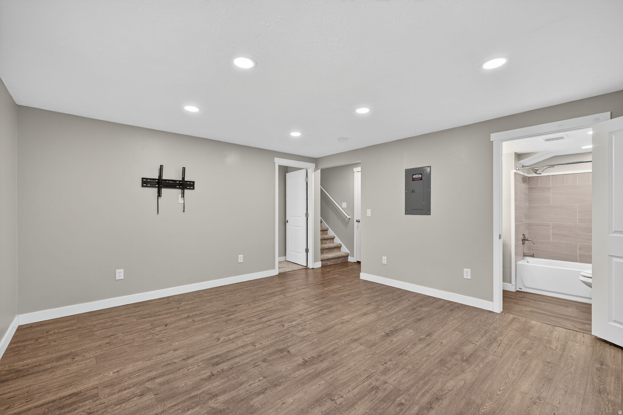 SILVER CREST - Residential