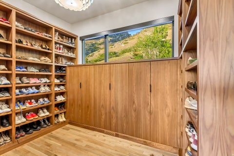 Tiny photo for 3817 N SHERWOOD DR, Provo, UT 84604 (MLS # 2162498)