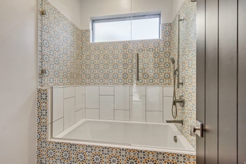 Tiny photo for 3817 N SHERWOOD DR, Provo, UT 84604 (MLS # 2162498)