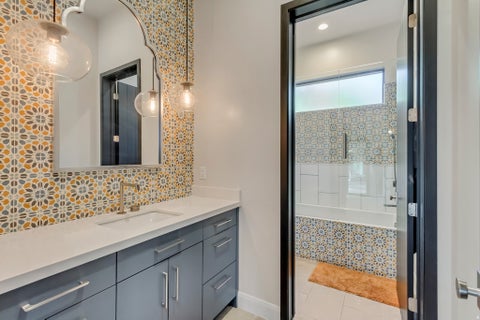 Tiny photo for 3817 N SHERWOOD DR, Provo, UT 84604 (MLS # 2162498)
