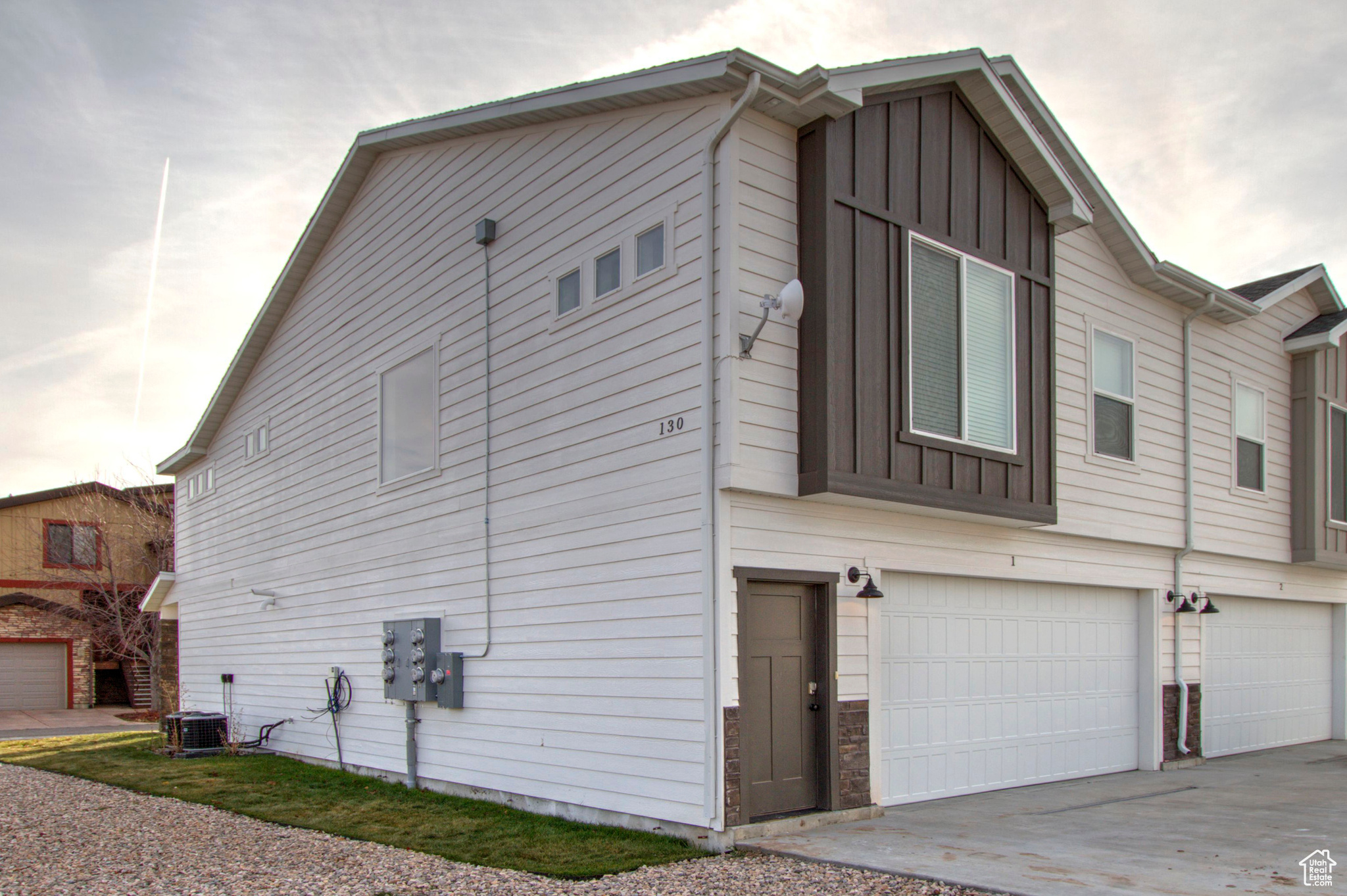 SEASONS BLDG 2 UNIT 1-UPPER - Residential