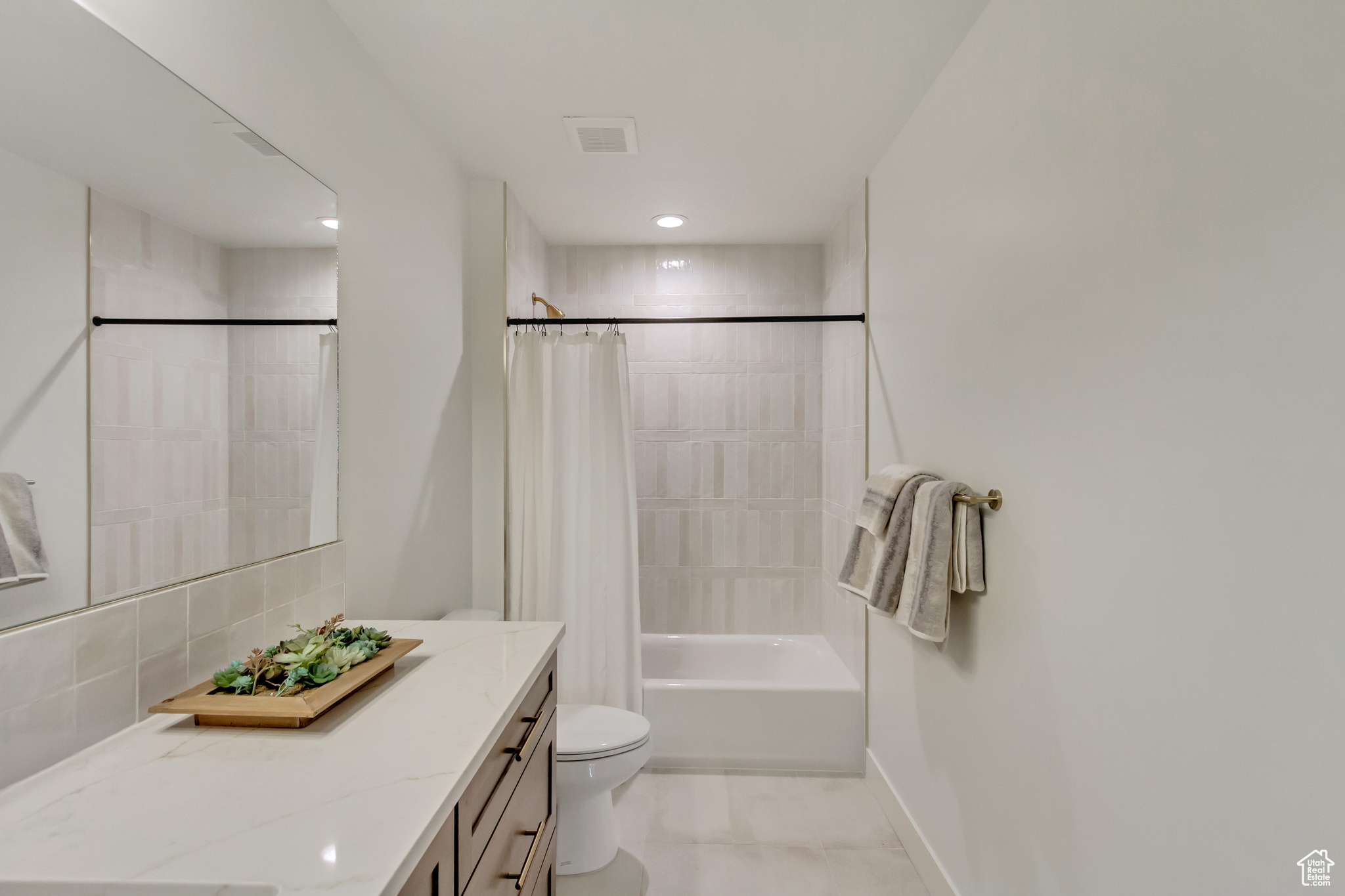 KIMBALL VILLAS - Residential