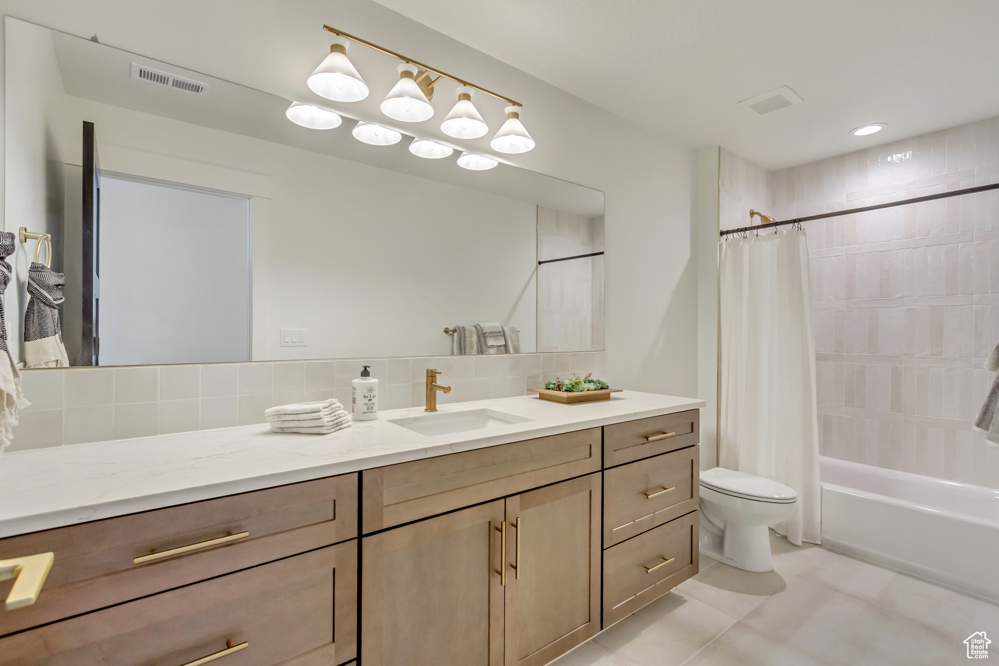 KIMBALL VILLAS - Residential