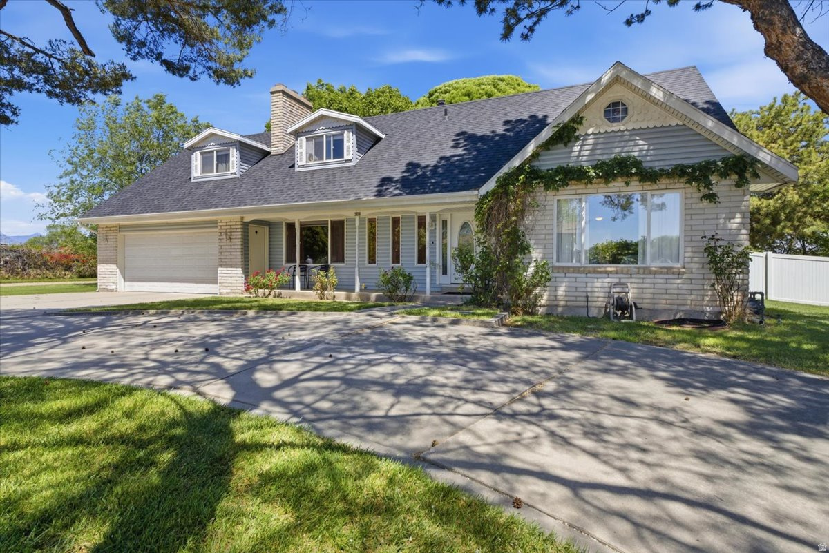 HUNTINGTON ESTATES - Residential