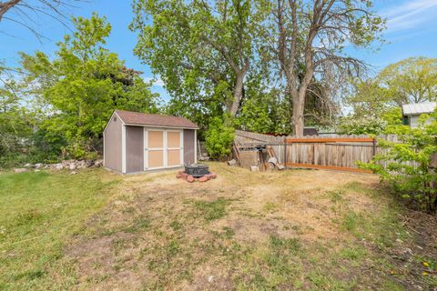 Tiny photo for 335 E 500 N, Lehi, UT 84043 (MLS # 2154853)