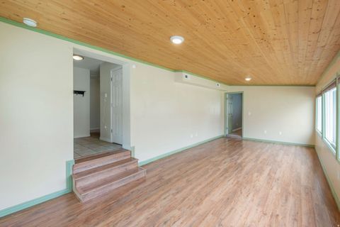 Tiny photo for 335 E 500 N, Lehi, UT 84043 (MLS # 2154853)