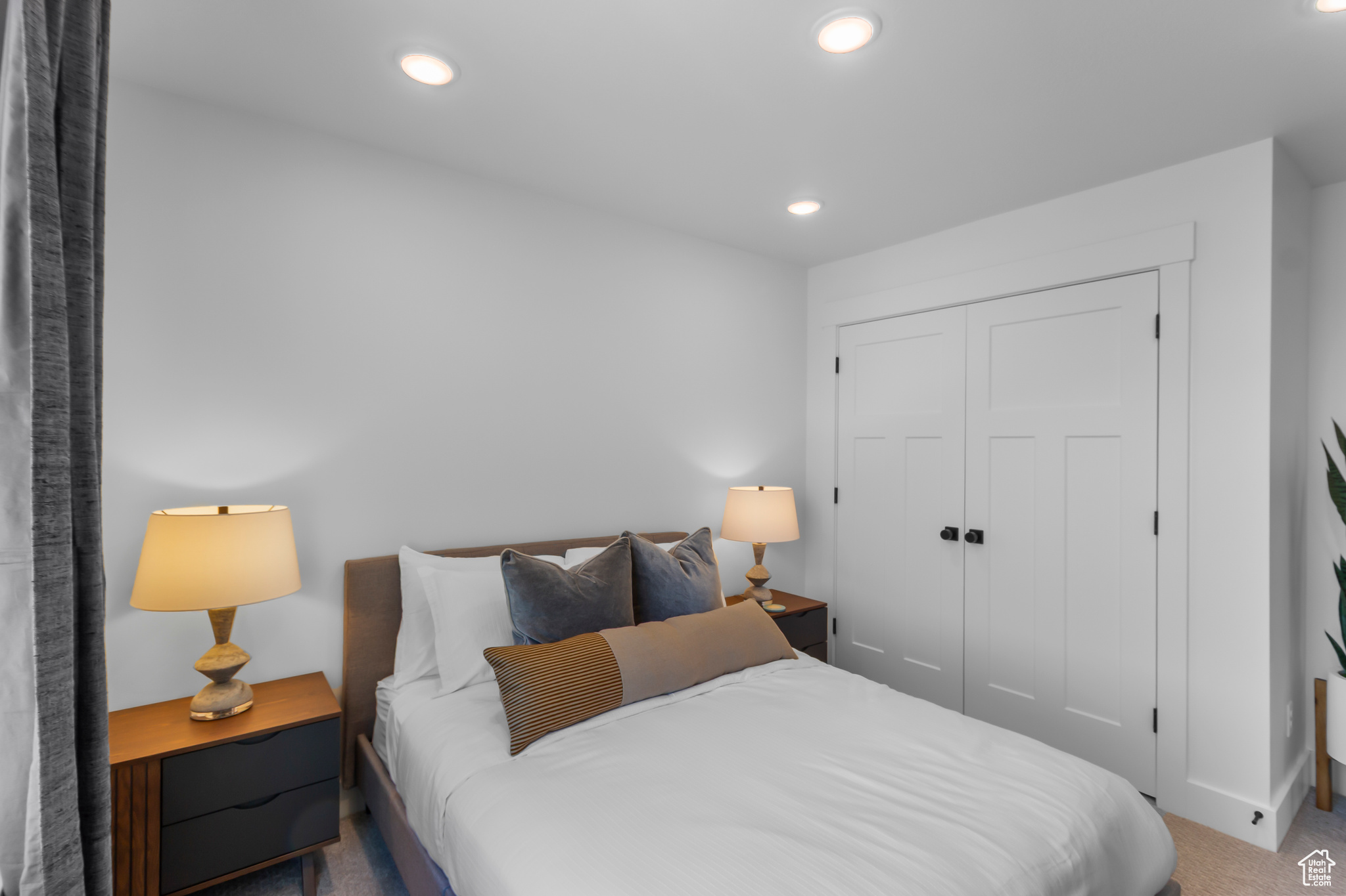 RIDGELINE PARK - Residential