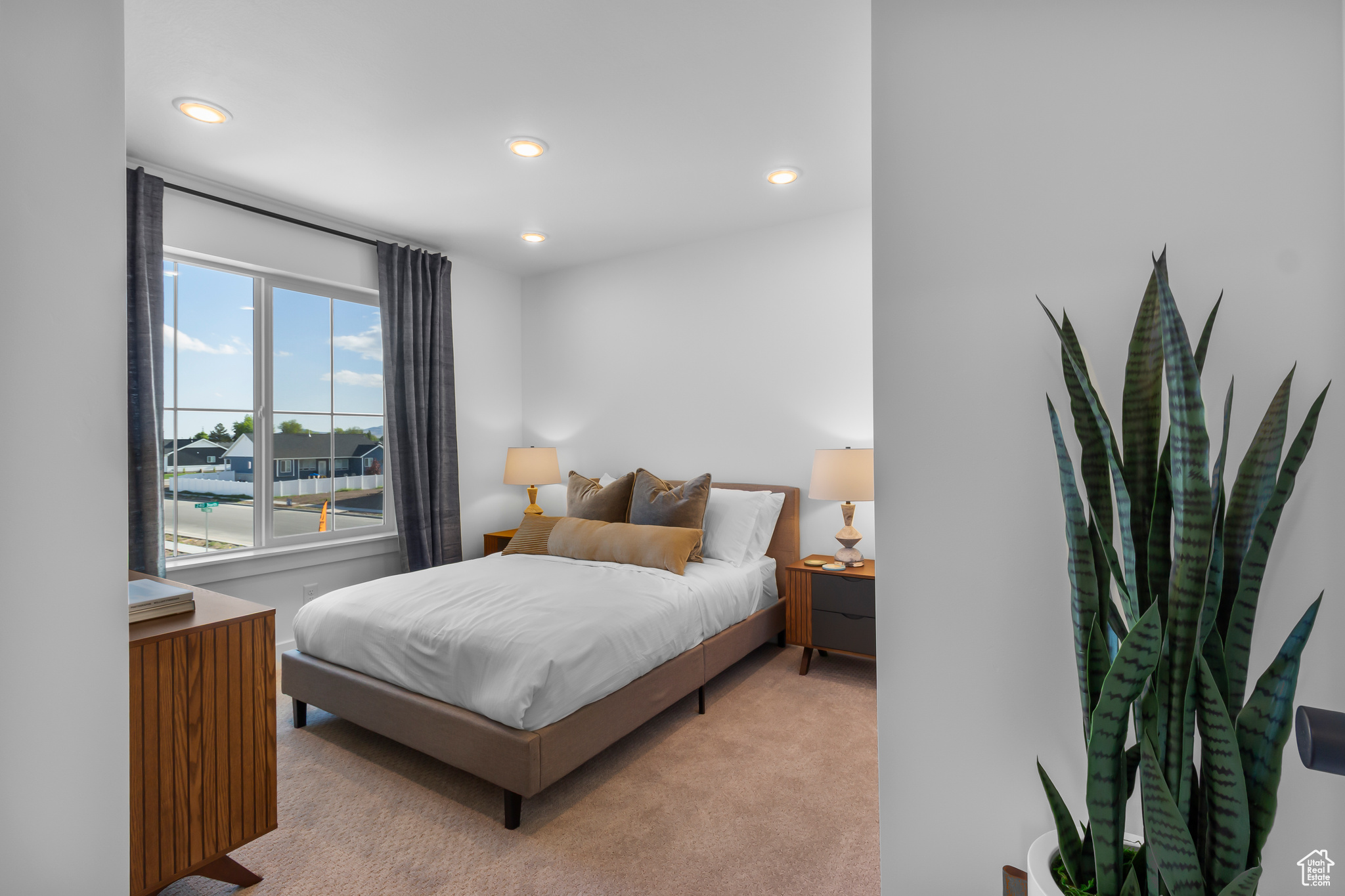 RIDGELINE PARK - Residential