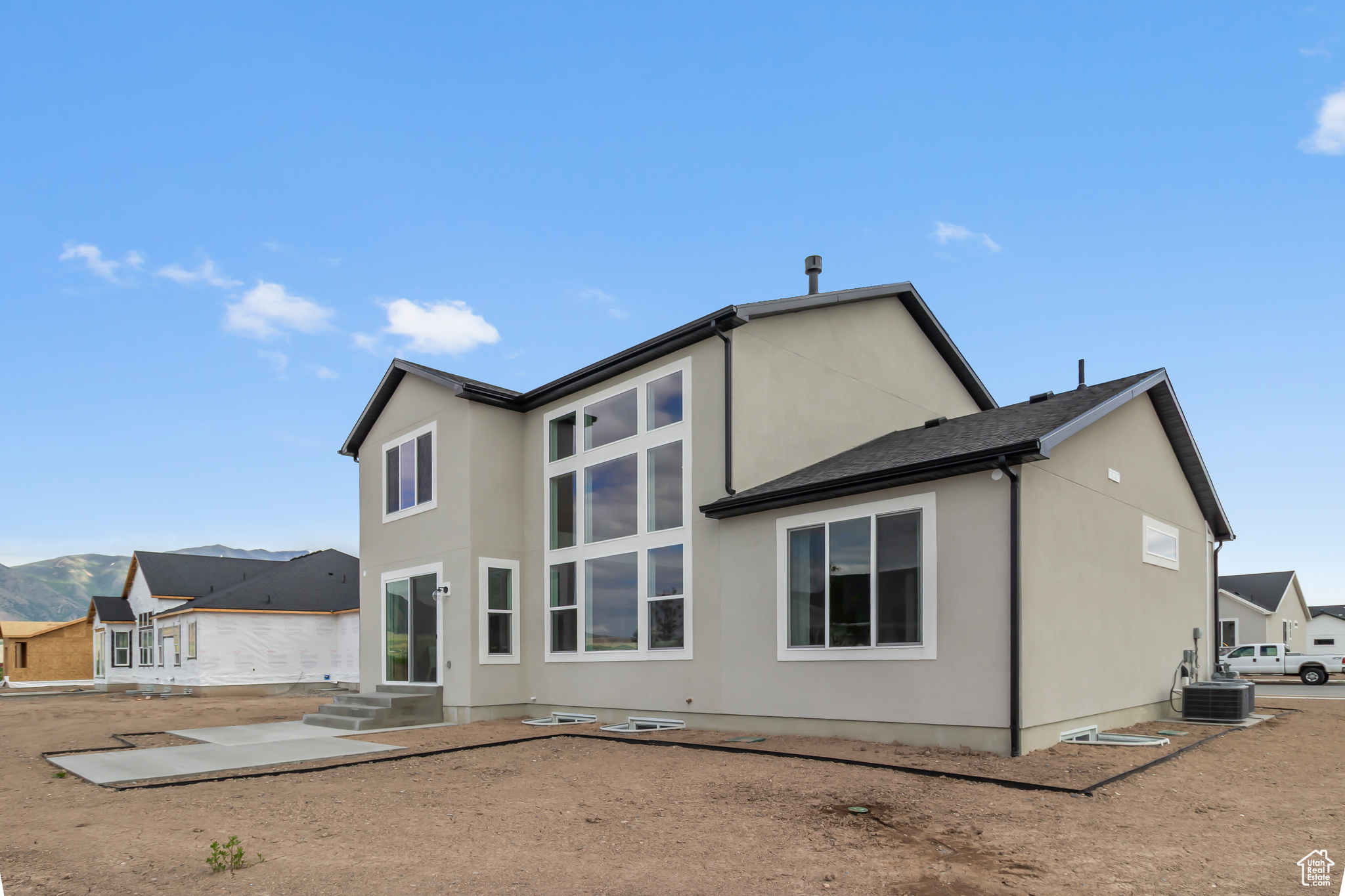 RIDGELINE PARK - Residential