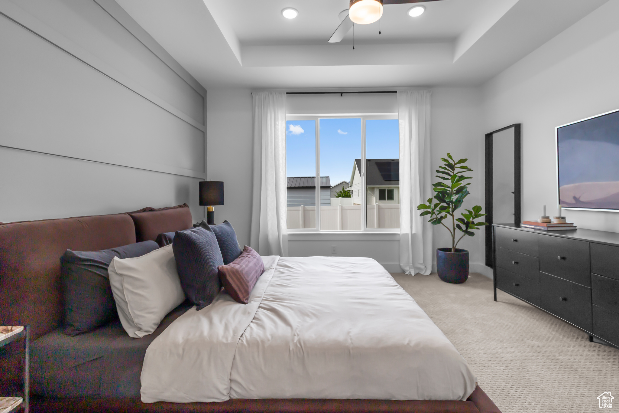 RIDGELINE PARK - Residential