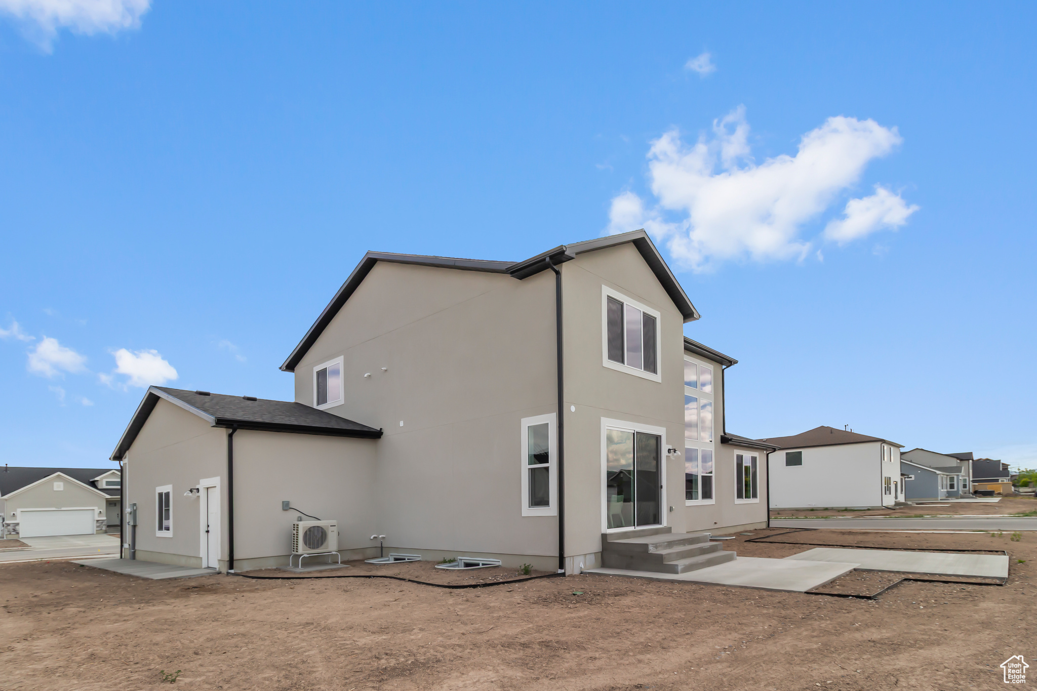 RIDGELINE PARK - Residential